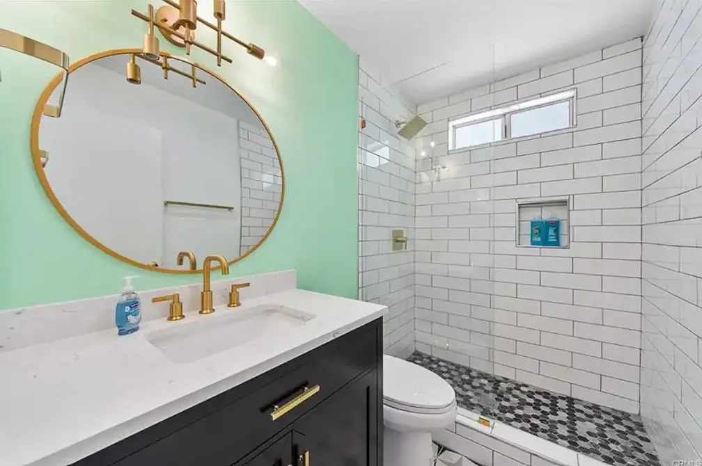 2 bed, 912 sqft, $2,199 — Photo 4