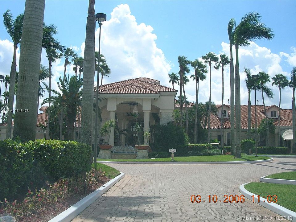 1st image of 10208 NW 52nd Ter