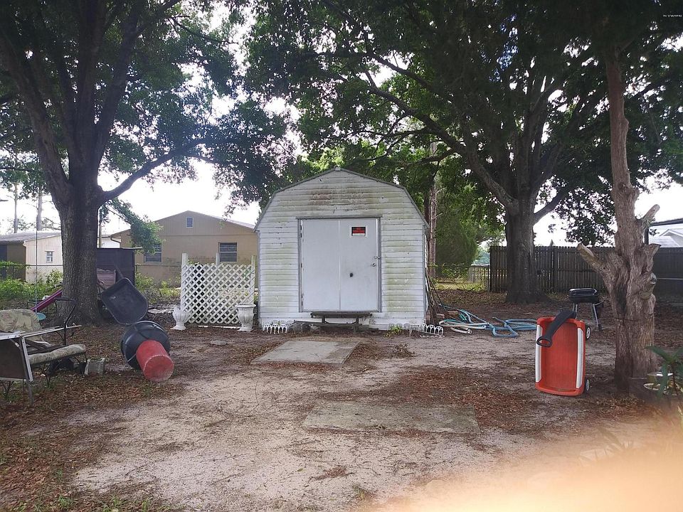 2nd image of 10410 SE 131st Ln