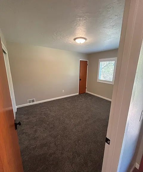 6845 Lakeview Dr #1 — Photo 9