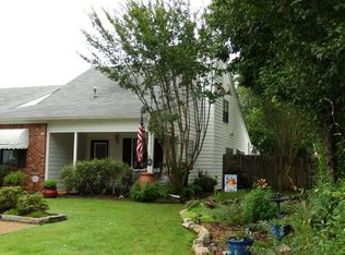 1317 Leaside Ln, Hixson, TN 37343
