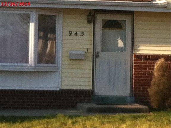 2nd image of 945 Mantua Blvd