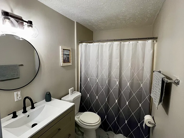 353 Harding Ave NW — Photo 9