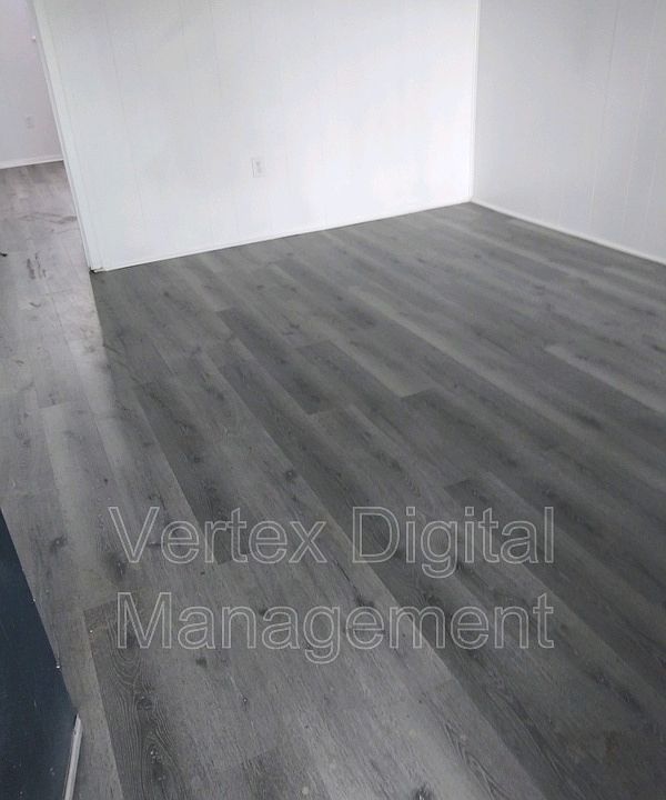 2nd image of 1135 Whitaker Dr APT 307