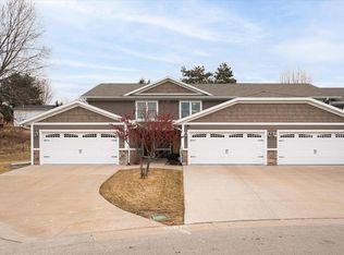 450 Coronado CIRCLE, Onalaska, WI 54650