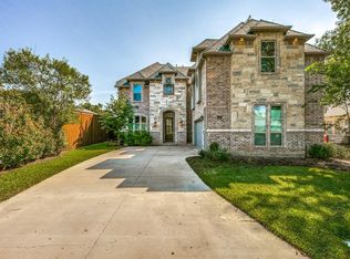 9938 Mixon Dr, Dallas, TX 75220