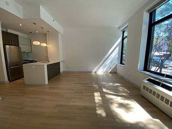 2nd image of 21-45 44th Dr #1FB
