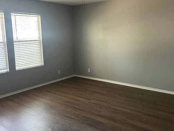4th image of 104 Michelle Ln