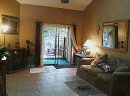 Living Rm, cathedral ceiling