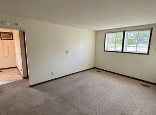 208 Spruce St #3, De Soto, IA 50069