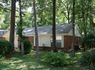 39 S White Pebble Ct #39, Spring, TX 77380