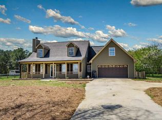 1092 Carter Dr, Loganville, GA 30052