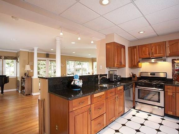 Kitchen & Family Room