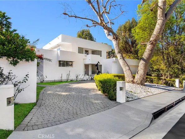 19246 Rosita St, Tarzana, CA 91356