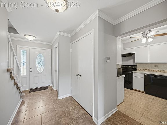 5th image of 25200 Quarterdeck St
