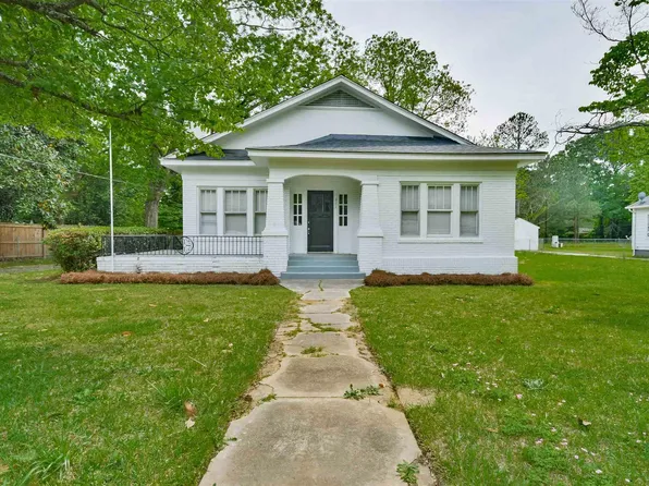 311 Saluda Ave, Batesburg, SC 29006