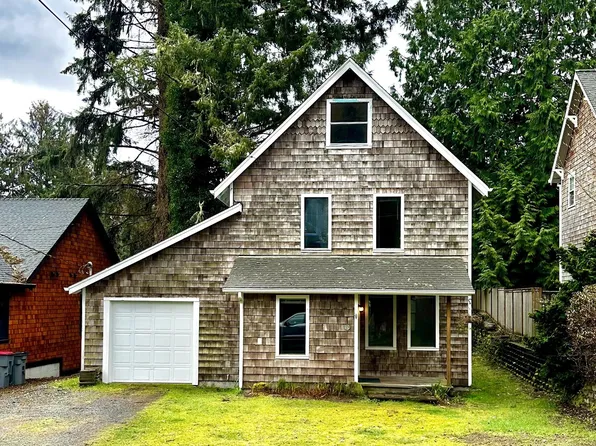 715 8th St, Gearhart, OR 97138