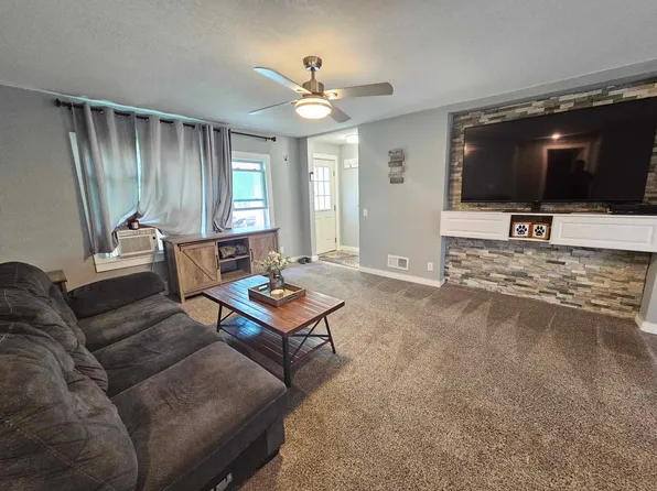 319 Johnson St, Hartland, MN 56042
