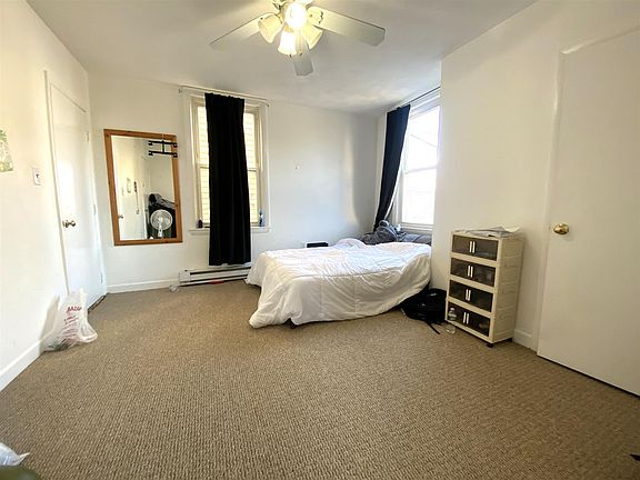 2nd image of 521 Cambridge St #2