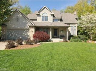 3356 Falcon Ridge Ct NE, Grand Rapids, MI 49525
