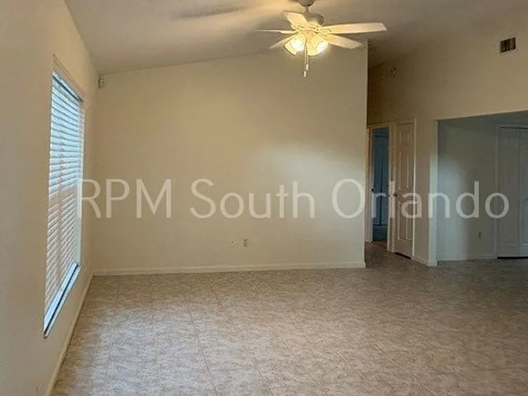 1930 Teaberry Ct — Photo 3