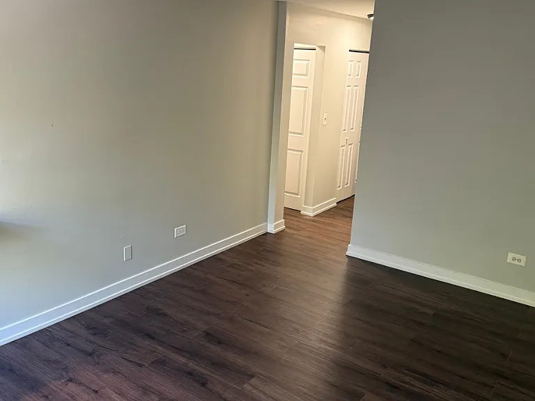 5742 N Kenmore Ave #317 — Photo 3