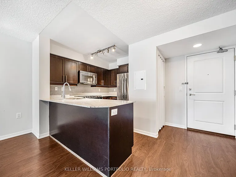 125 Western Battery Rd #508 — Photo 8