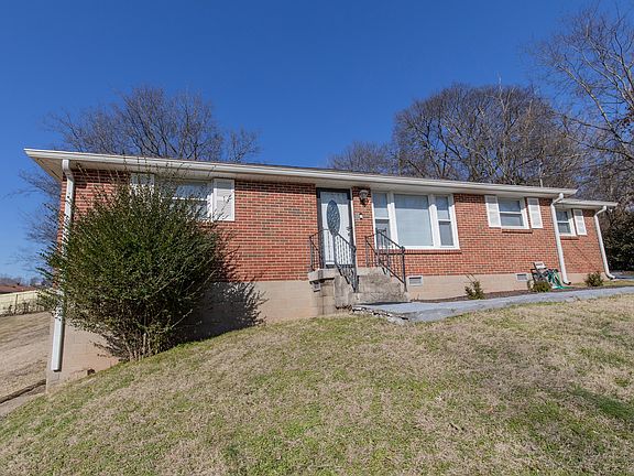 5th image of 3936 Banbury Dr