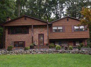 48 Palisades Ct, Pomona, NY 10970