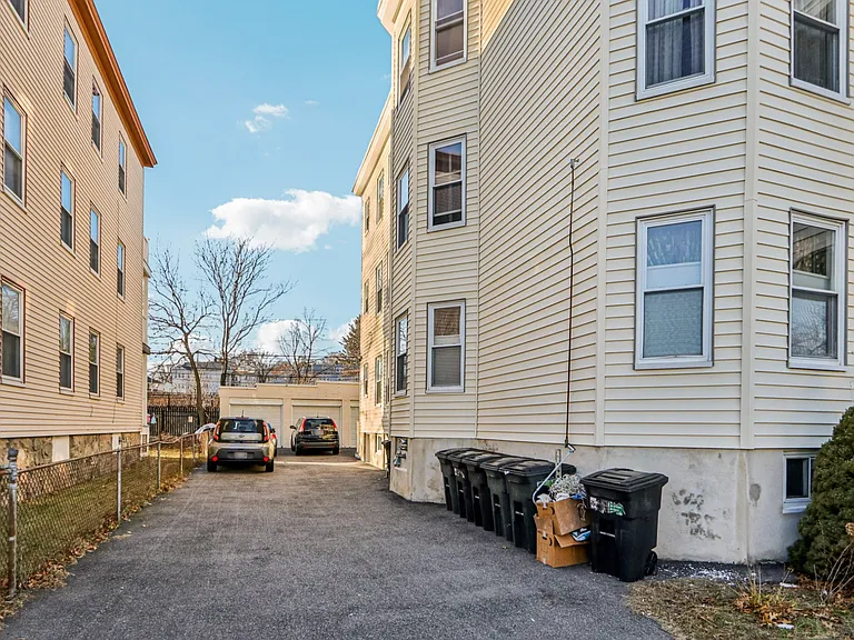 559 Hyde Park Ave #2 — Photo 10