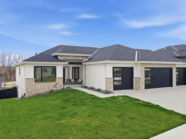 2730 N 182nd Ave, Elkhorn, NE 68022