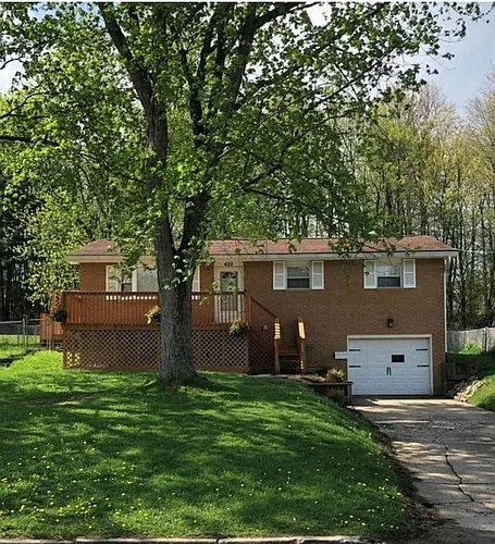 400 Brenda Dr Photo 1