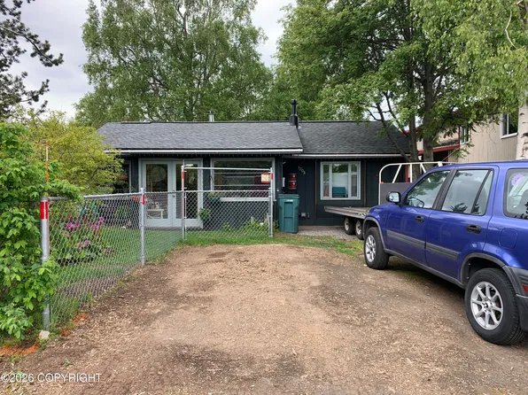 3208 Oregon Dr, Anchorage, AK 99517