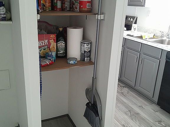 5th image of 111 Eds Way