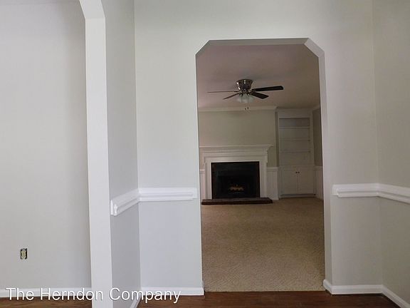 4th image of 2120 Northwood Cir