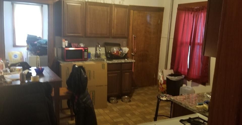 2nd image of 53 Salem St #2