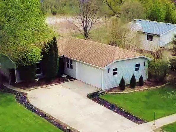 5732 Woodgate Dr, Matteson, IL 60443