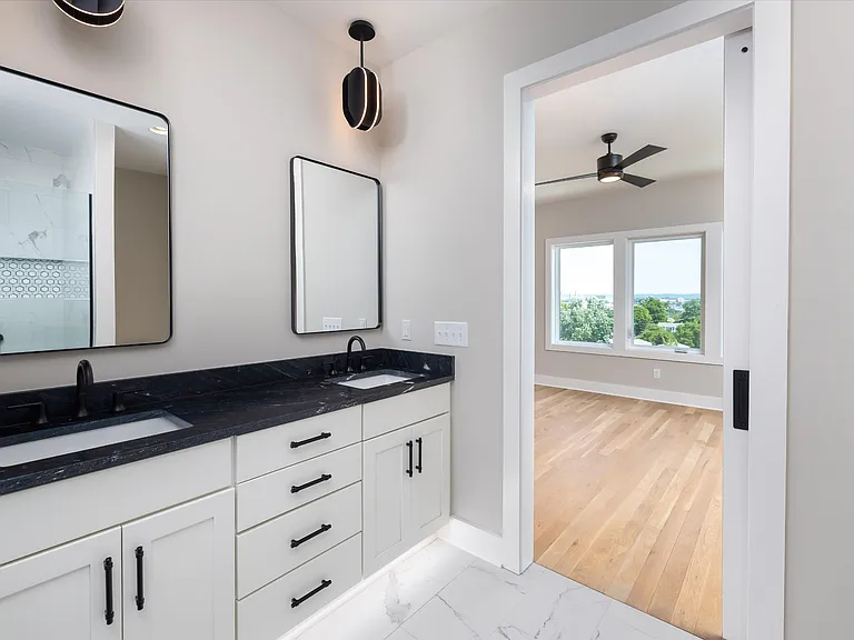 5915 Maxon Ave #B — Photo 73