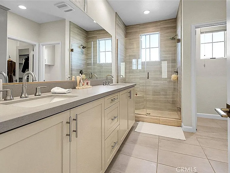 26149 Park Ave #52 — Photo 7