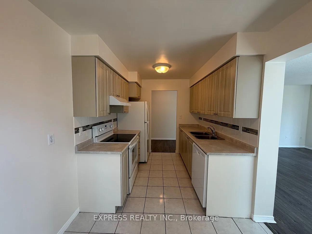 1 bed, $2,200 — Photo 3