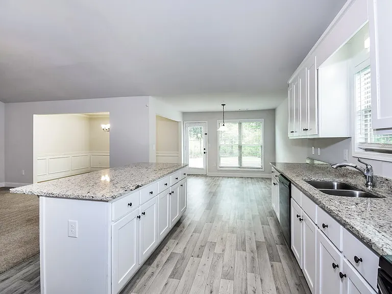 84 Heartland Cir — Photo 8