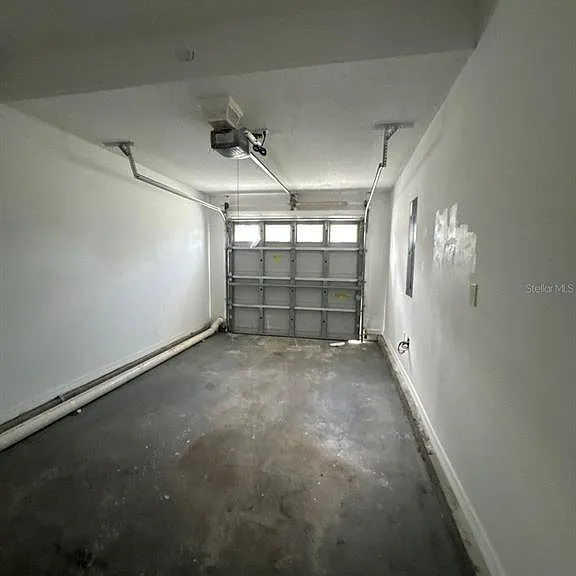 2127 Tom St #2127 — Photo 43