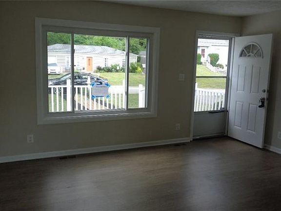 4th image of 559 Westchester Dr