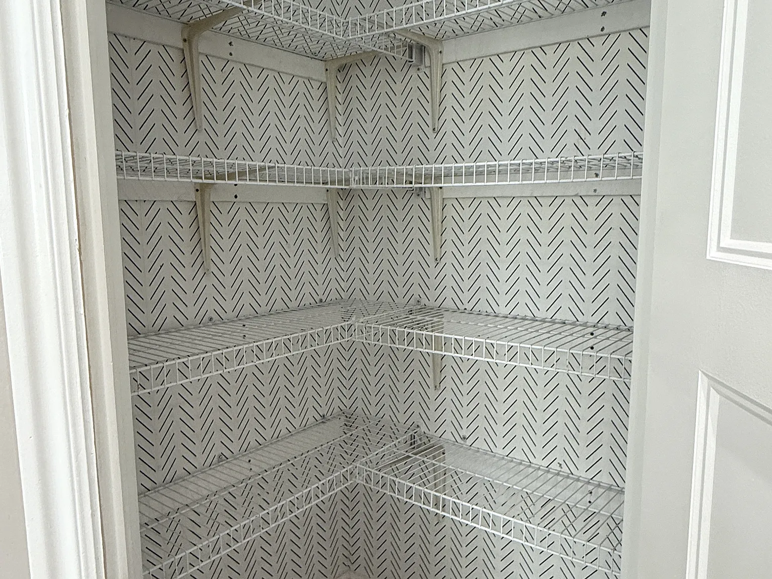 137 Stern Court - 1 — Photo 3