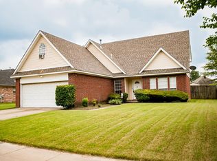 1302 Colonial Dr, West Memphis, AR 72301