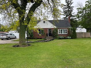 11593 Broadway St, Alden, NY 14004