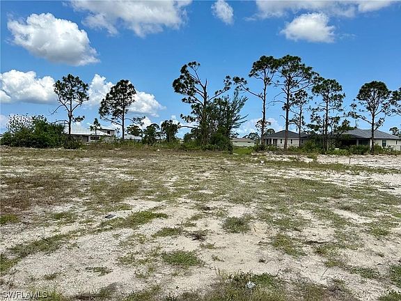 3rd image of 3000 NW 17th Pl