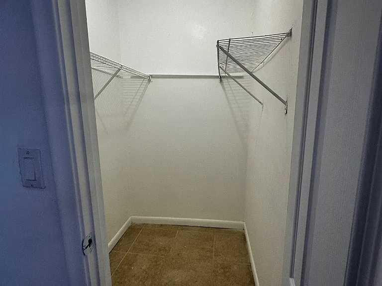 Unit Photo