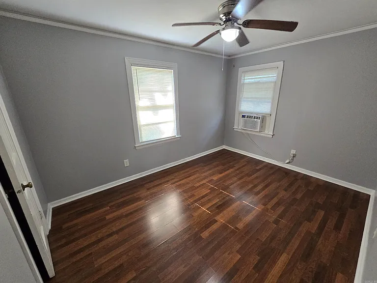 4308 Sycamore St — Photo 9