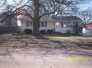 620 Barton St, Dexter, IA 50070